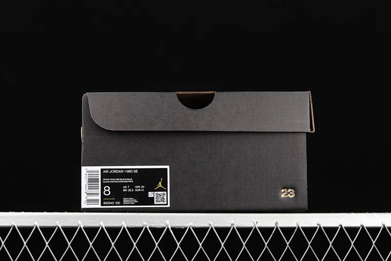All categories Air Jordan Jordan series basketball shoes Air Jordan 1 Mid Special offer Air Jordan 1 Mid AJ1 Joe 1 black and white black tea Zhongbang basketball shoes 852542-100